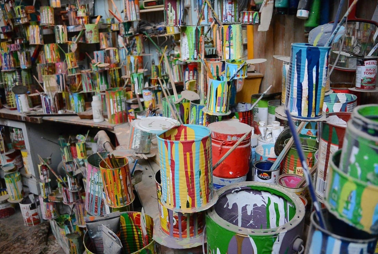 to dye, cans, art